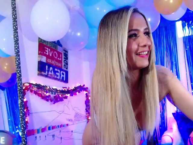 Live sex webcam photo for skyllersweet #273541695