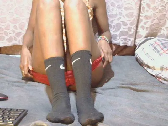 Live sex webcam photo for slim-girl01 #291150387