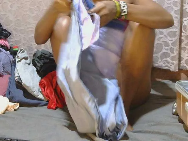 Live sex webcam photo for slim-girl01 #291286819