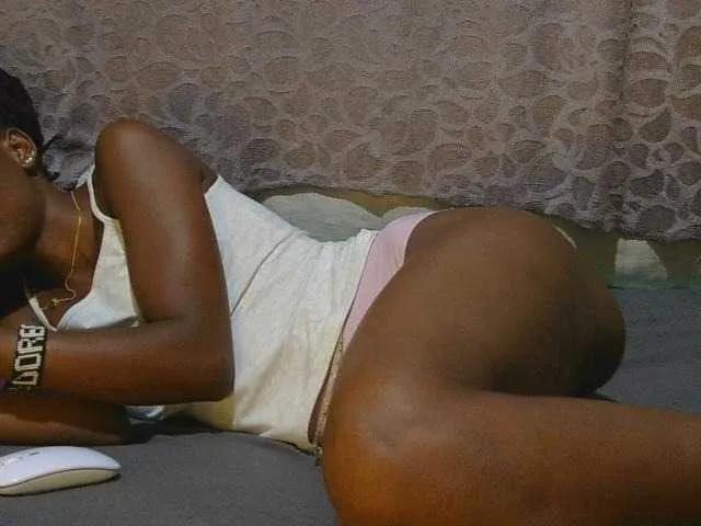 Live sex webcam photo for slim-girl01 #291481669