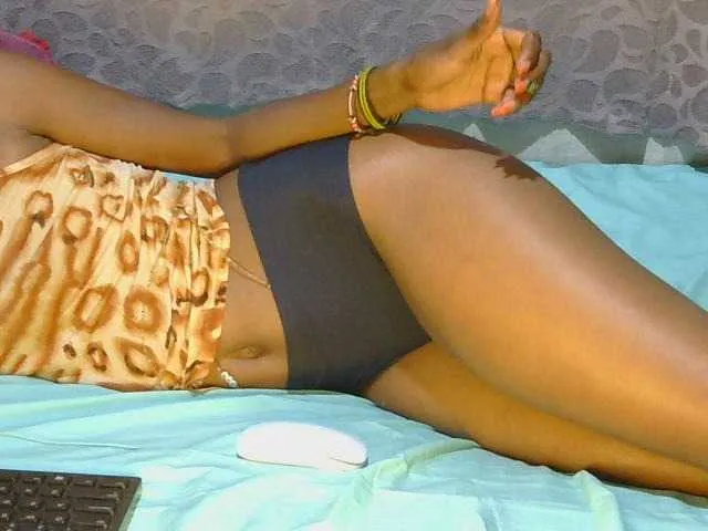 Live sex webcam photo for slim-girl01 #292686149
