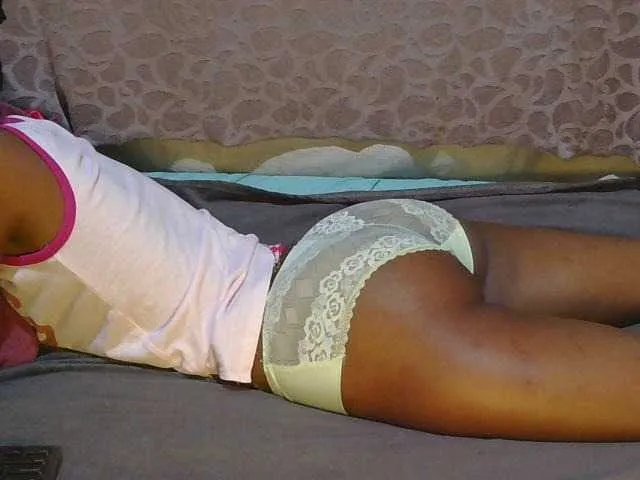 Live sex webcam photo for slim-girl01 #293010201