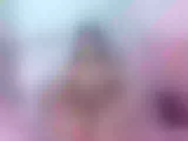 Live sex webcam photo for slutlittlegir #290976160