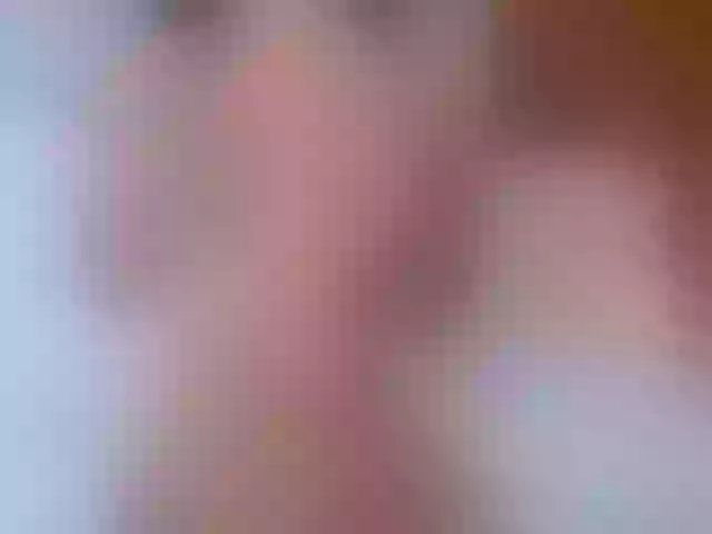 Live sex webcam photo for slutlittlegir #291165815