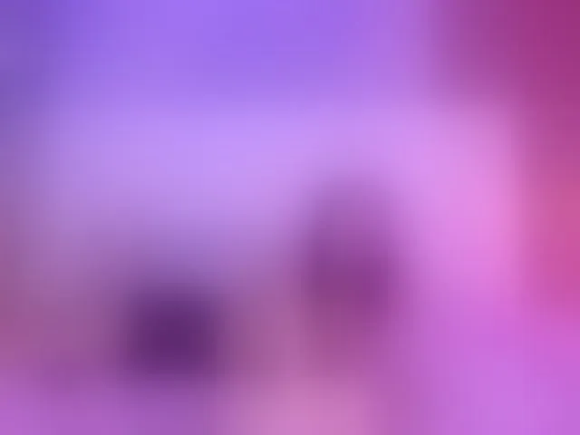 Live sex webcam photo for slutlittlegir #293362137