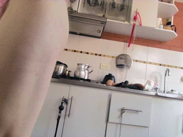 Live sex webcam photo for slutty-pet #276753891