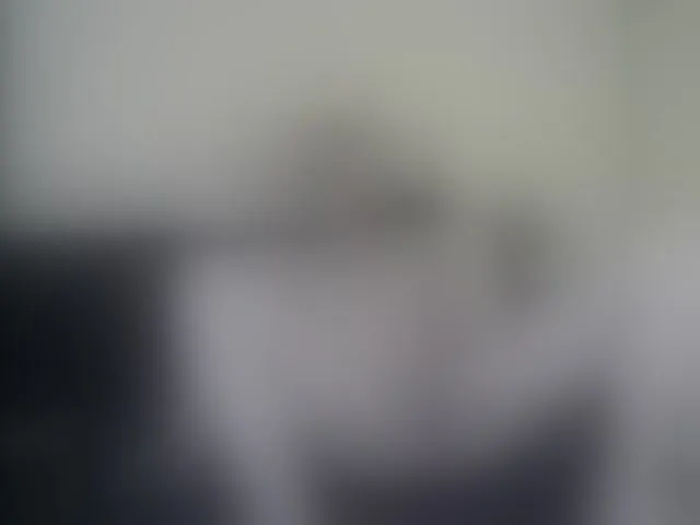 Live sex webcam photo for smotricomnn #277881159