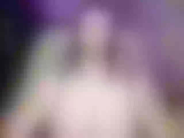 Live sex webcam photo for smuglaea #273807195