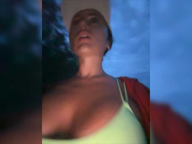 Live sex webcam photo for sochnayaaa #276147219