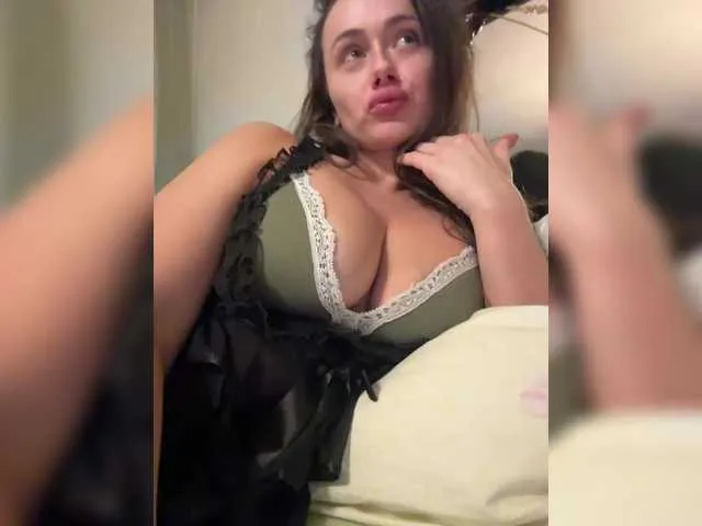 Live sex webcam photo for sochnayaaa #292291839