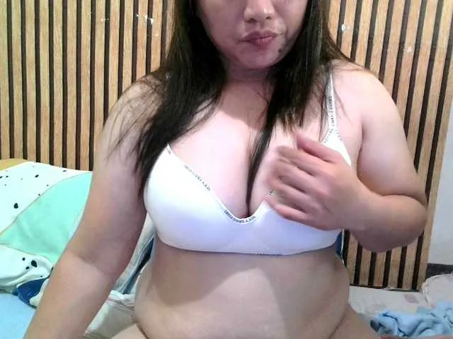 Live sex webcam photo for soffia-mae #292669336