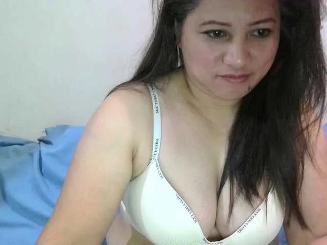 Live sex webcam photo for soffia-mae #292797324