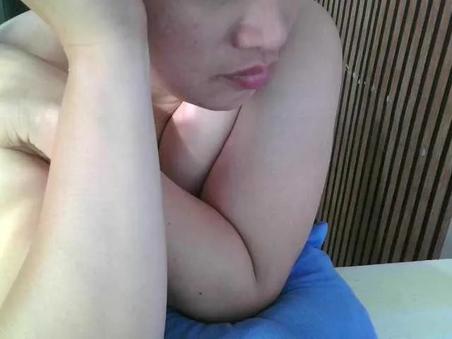 Live sex webcam photo for soffia-mae #293158914