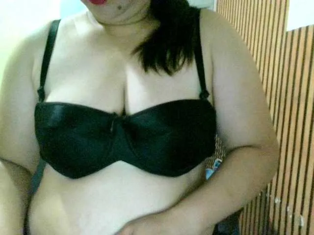 Live sex webcam photo for soffia-mae #293796910