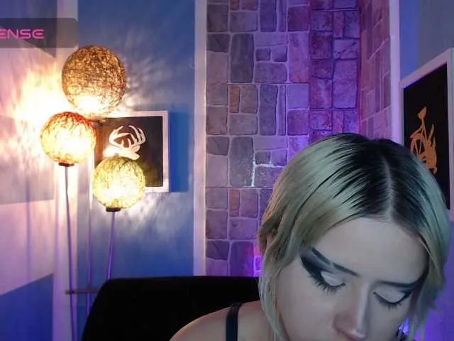 Live sex webcam photo for soffiaha-lor #291342392