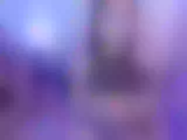Live sex webcam photo for soffy-18 #277794346