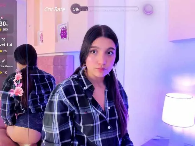 Live sex webcam photo for soffy-18 #277879761