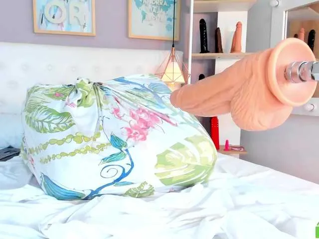 Live sex webcam photo for sofhiaa #291760990