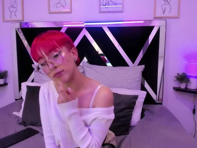 Live sex webcam photo for sofi-baker #276930519