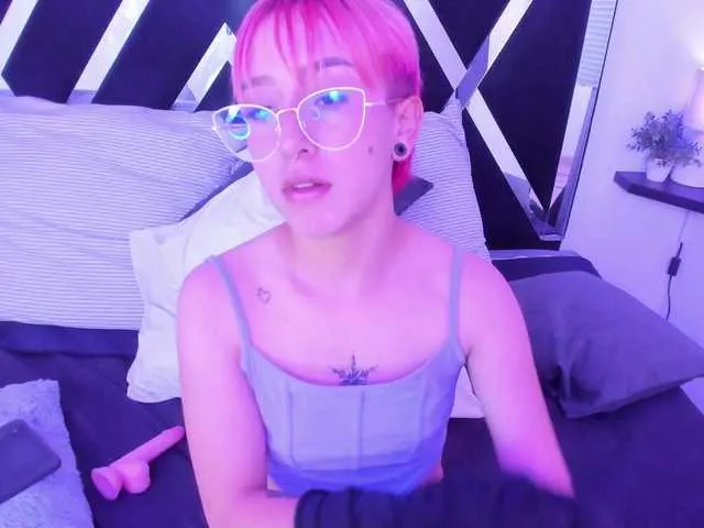 Live sex webcam photo for sofi-baker #277126456