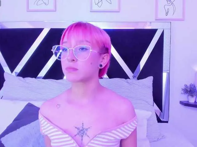 Live sex webcam photo for sofi-baker #277138667