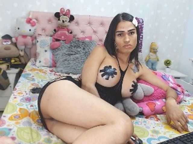 Live sex webcam photo for sofi-heavy #276103948