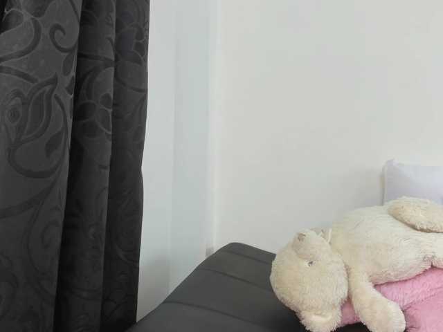 Live sex webcam photo for sofi-r #272622172