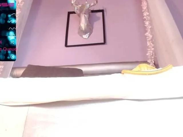 Live sex webcam photo for sofia-ebony #273235114