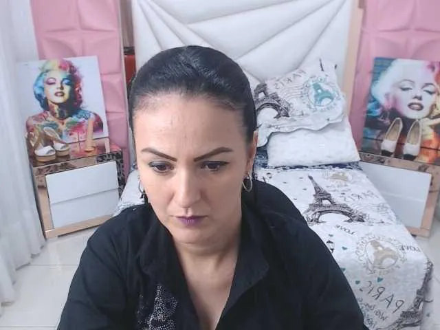 Live sex webcam photo for sofia-sexyboobs #277008829