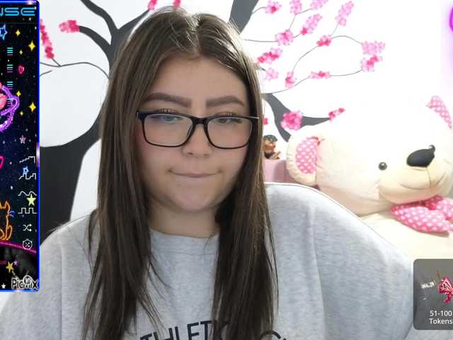 Live sex webcam photo for sofia-tay1 #275947128