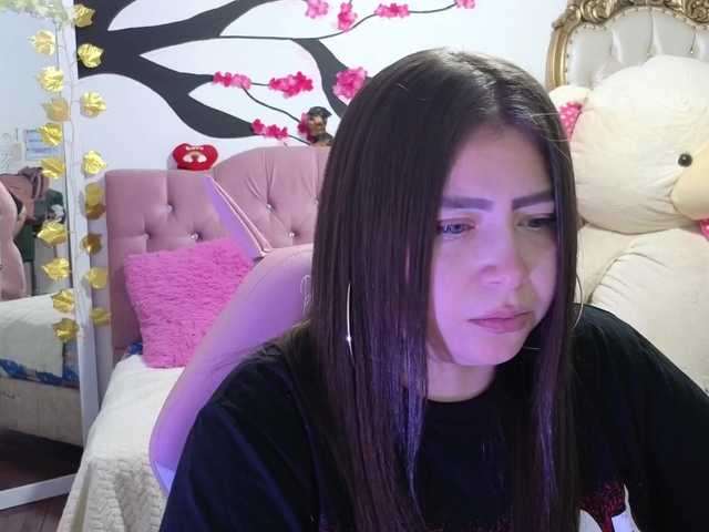 Live sex webcam photo for sofia-tay1 #276464885