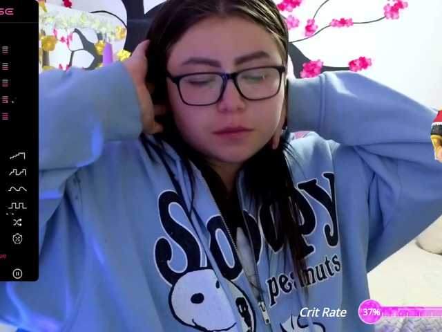 Live sex webcam photo for sofia-tay1 #276495823