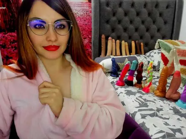 Live sex webcam photo for sofia23dirty #290283573