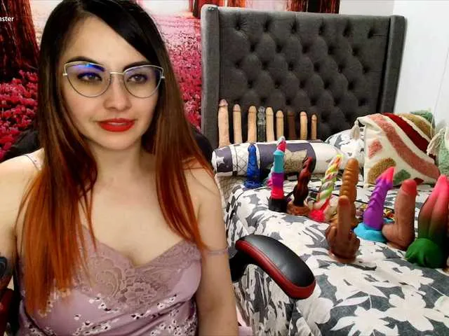 Live sex webcam photo for sofia23dirty #290557155
