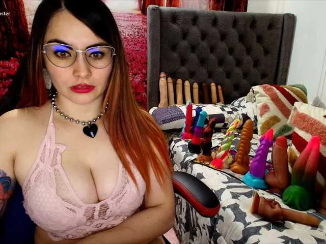 Live sex webcam photo for sofia23dirty #290655871