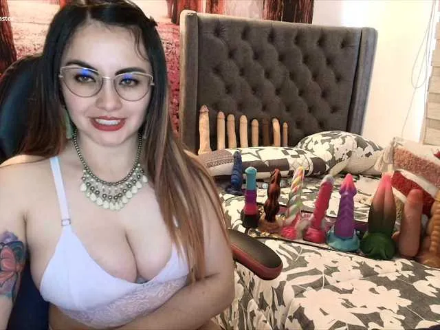 Live sex webcam photo for sofia23dirty #291293833
