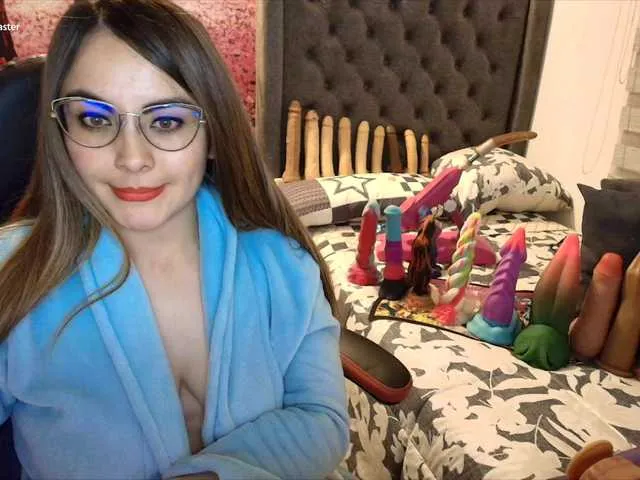 Live sex webcam photo for sofia23dirty #291910809