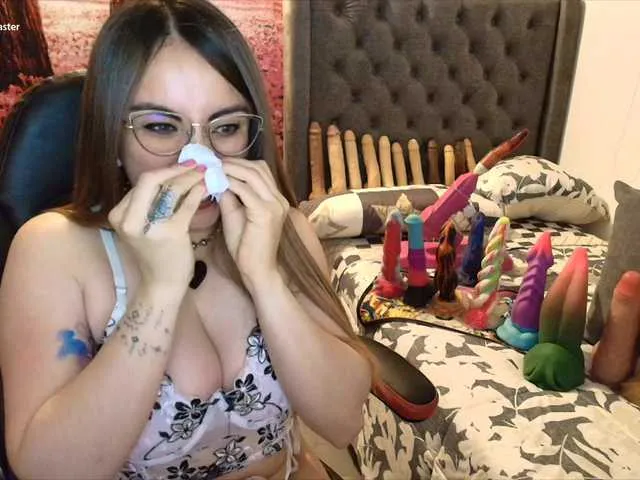 Live sex webcam photo for sofia23dirty #292091784