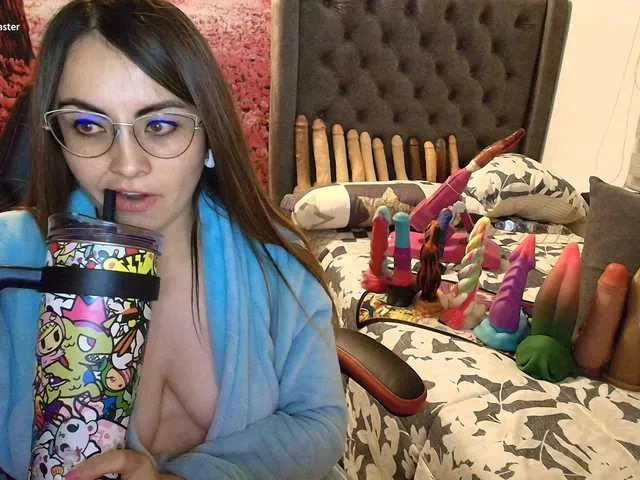 Live sex webcam photo for sofia23dirty #292099144