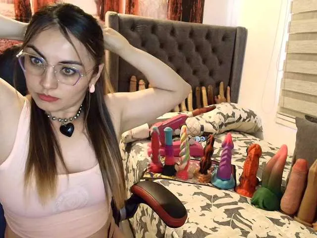 Live sex webcam photo for sofia23dirty #292830983