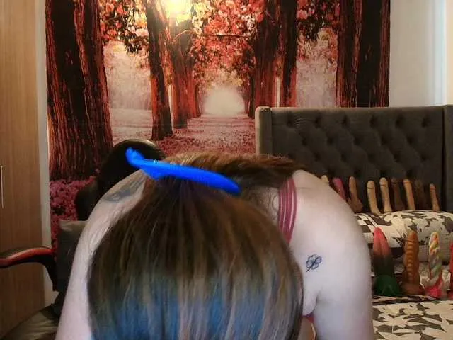 Live sex webcam photo for sofia23dirty #294080869