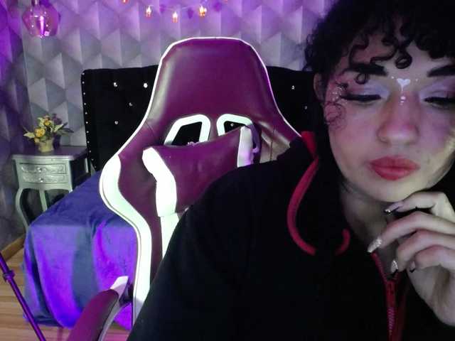 Live sex webcam photo for sofiacowperx #290488967