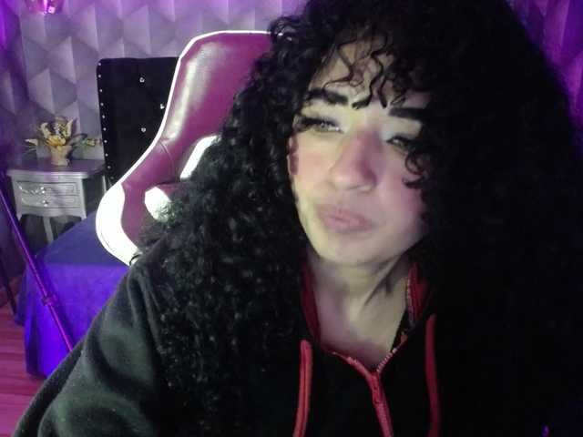 Live sex webcam photo for sofiacowperx #290569181