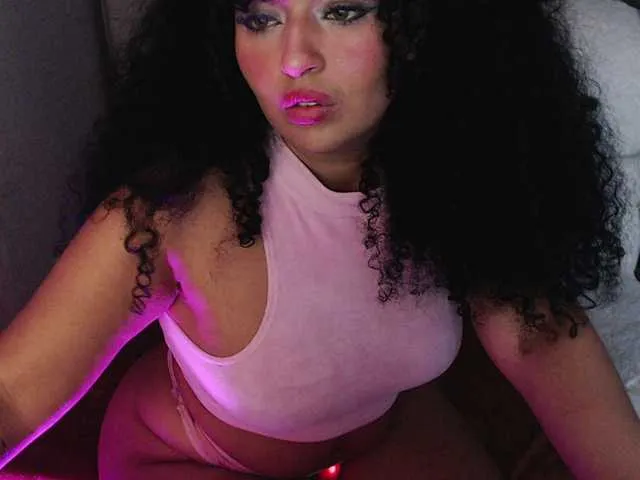 Live sex webcam photo for sofiacowperx #291489494