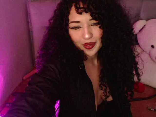 Live sex webcam photo for sofiacowperx #291522518