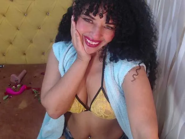 Live sex webcam photo for sofiacowperx #291817032