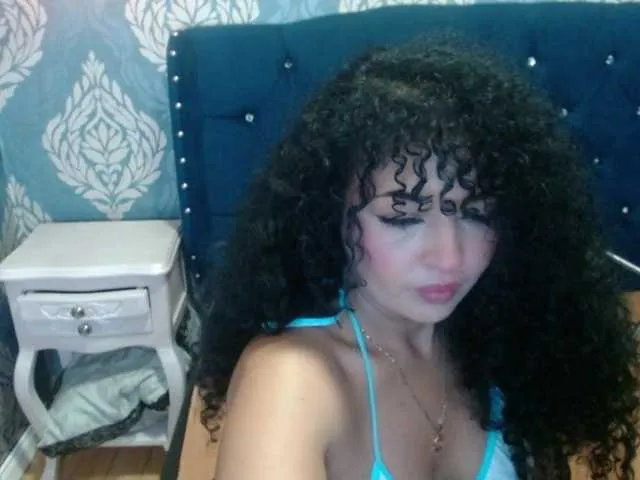 Live sex webcam photo for sofiacowperx #292051900