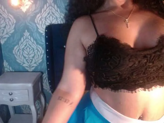 Live sex webcam photo for sofiacowperx #292205204
