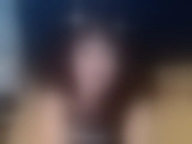 Live sex webcam photo for sofiacowperx #293273521