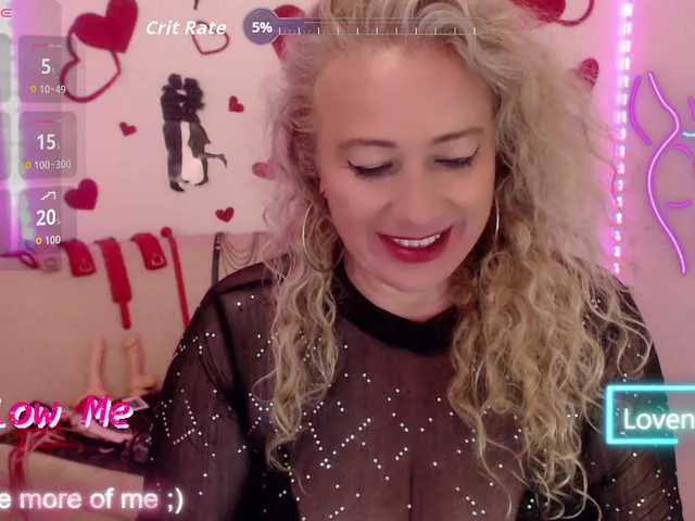 Live sex webcam photo for sofiacurvy #292382689